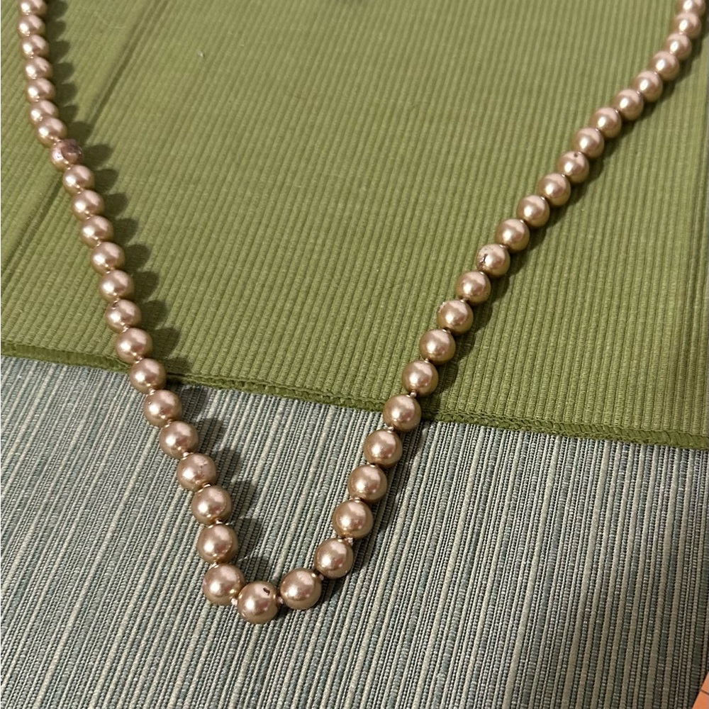 Beautiful Vintage Gold Faux Classic Pearl Necklace XL Elegant